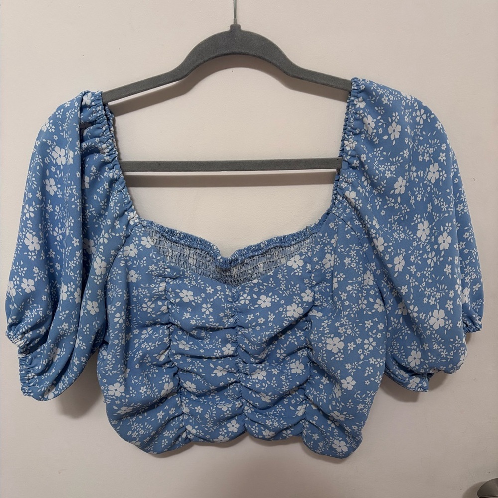 SHEIN Blue Floral Puff Sleeve Blouse